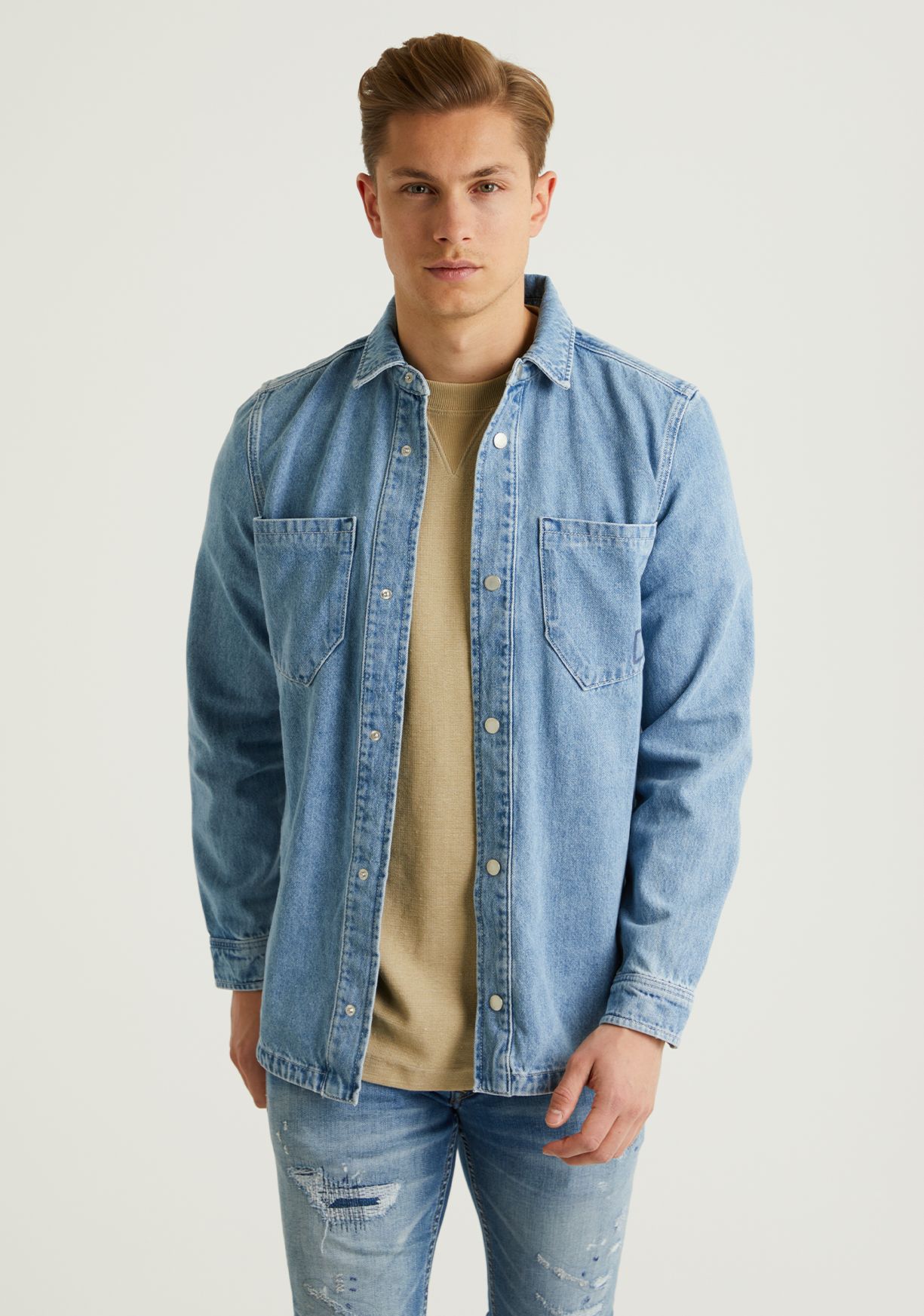 Should Denim Shirts Be Tucked in or Out? | Tapered Menswear